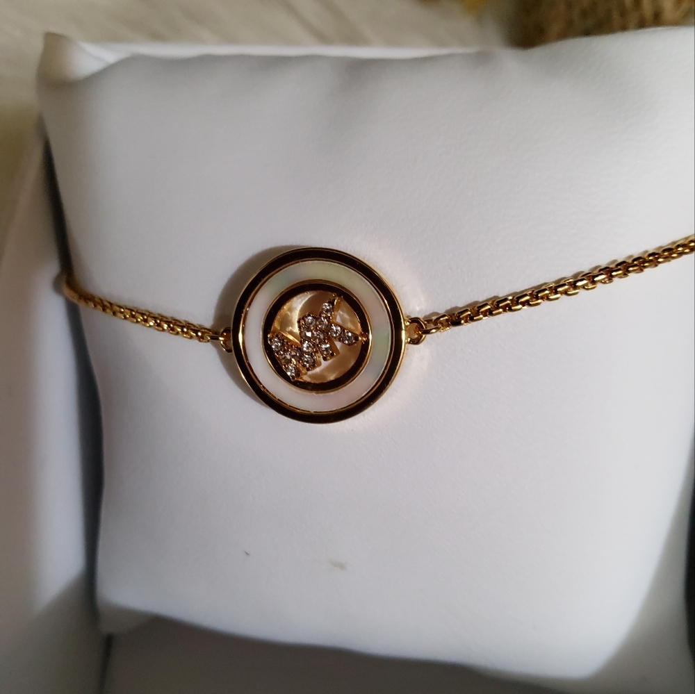 MK Bracelet - Picture 3 of 17